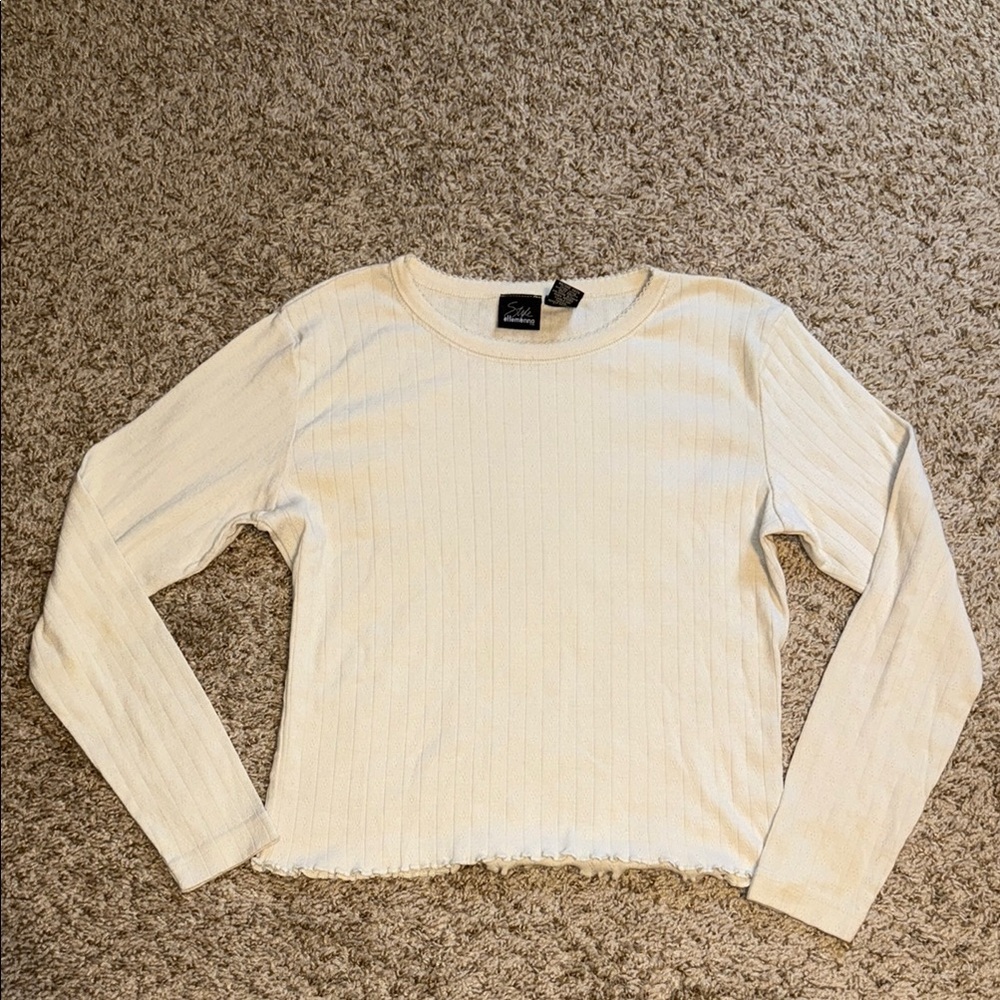 Vintage Women's Cream Long Sleeve Top
